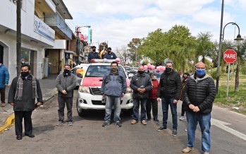Procesión vehicular por la fiesta de Santa Teresita, patrona de Virreyes