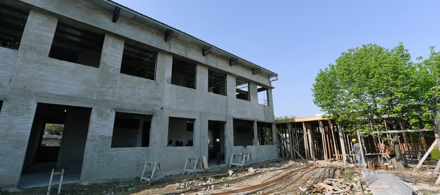 Reanudaron las obras de la Primaria Nº5 y Secundaria Nº19