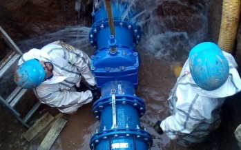 AySA realizó un operativo de cambio de válvula para mejorar la red de agua en zona norte