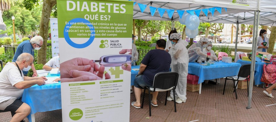 En Plaza Mitre se realizó una jornada por el Día Mundial de la Diabetes