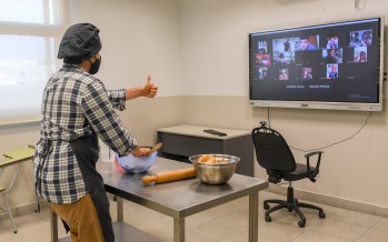 Continúan las clases virtuales de cocina de la Escuela de Oficios