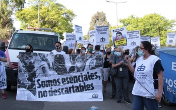 Protesta de enfermeros contra el ministro de Salud porteño en su casa de un barrio cerrado de nuestra ciudad