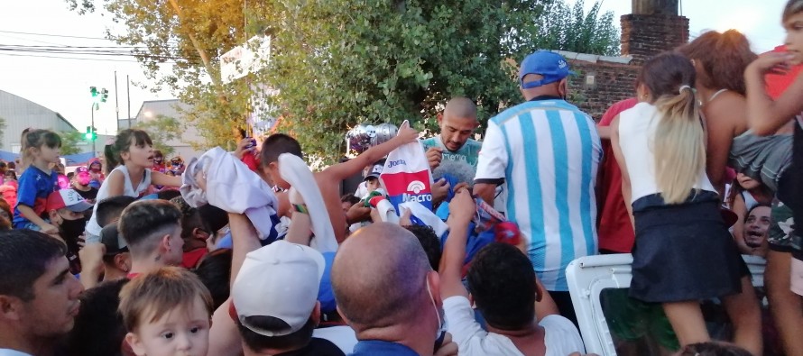 Despedida al Chino Luna: “Gracias por venir a mi casa, los amo con todo mi corazón”