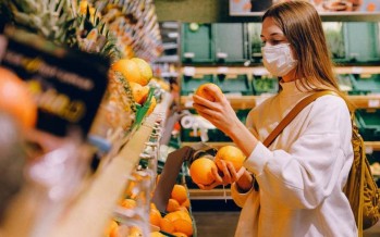 Más del 70% de los hogares del AMBA se endeudó o redujo consumos en la pandemia