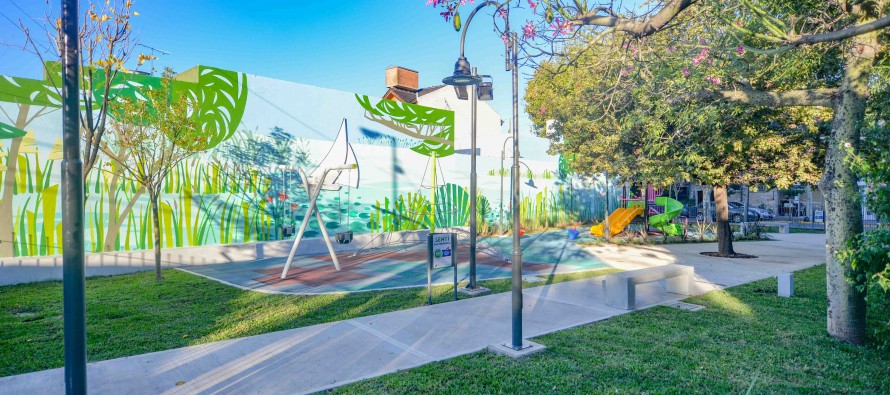 Se inauguró la renovación integral de la Plaza Cuquel