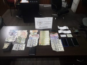 Efectivo secuestrado a la banda de delincuentes