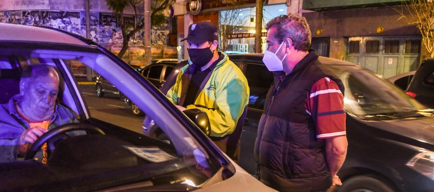 Operativo de control vehicular en Perón y Quintana