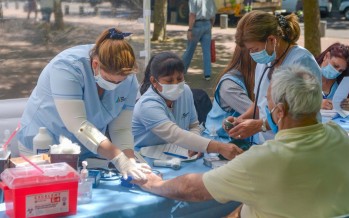 Controles de salud en Plaza Mitre por el Día Mundial de la Diabetes