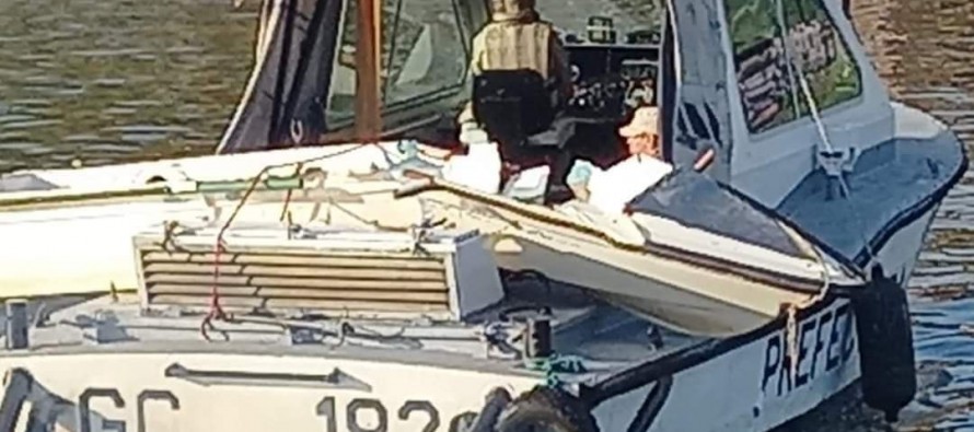 Un isleño falleció tras ser chocado por una lancha