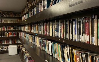 Encuentro de poesía en la Biblioteca Naón