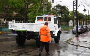 El Municipio asistió a los vecinos por el temporal y la sudestada