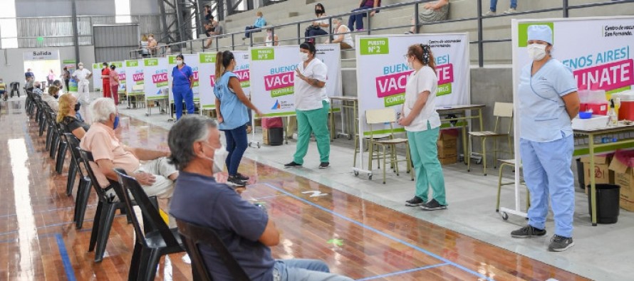 El vacunatorio del Poli 2 se muda al Circulo Católico de Obreros