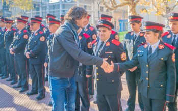 En Plaza Mitre se celebró el Día del Bombero con un acto homenaje