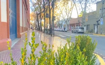 Renovación de las veredas de Simón de Iriondo desde Perón hasta Entre Ríos