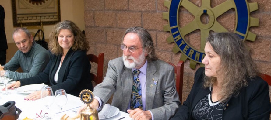 Recambio de autoridades en el Rotary Club Victoria