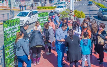 Recolección de firmas para la creación de la Universidad Nacional del Delta