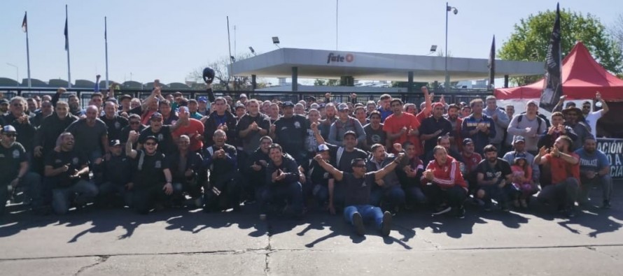 Conflicto en Fate: este fin de semana continúa el acampe de los trabajadores