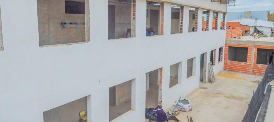 Se reactivó la obra de restauración de la Escuela Primaria N°5 y Secundaria N°19