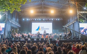 La Orquesta “Juan de Dios Filiberto” homenajeó a Los Redondos en plaza Mitre
