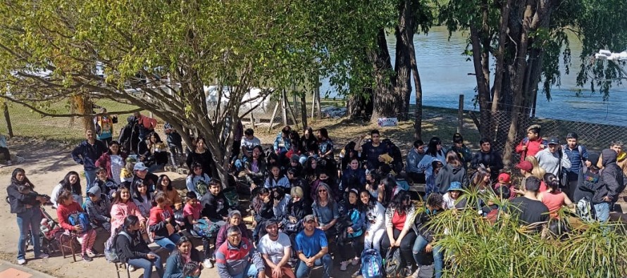 En el Día del Respeto a la Diversidad Cultural pueblos originarios brindaron una charla en una escuela de nuestro delta