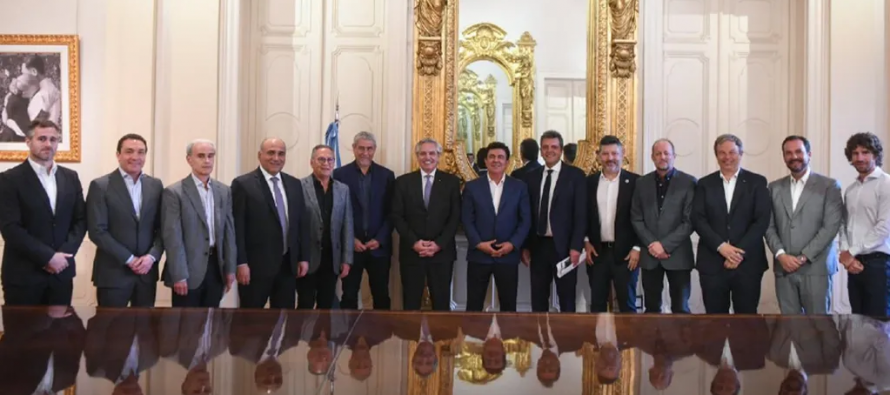 Juan Andreotti participó de una reunión con Alberto Fernández, Massa e intendentes