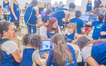 Desarrollo Social de Nación entregó más de 100 notebooks a los centros educativos municipales