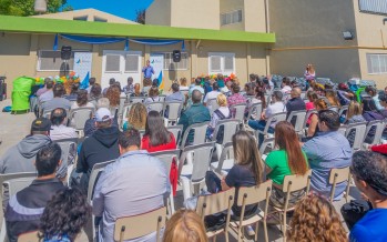 La Provincia entregó materiales deportivos a escuelas secundarias de nuestra ciudad