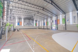 Gimnasio Multideportivo” en el Poli N°8