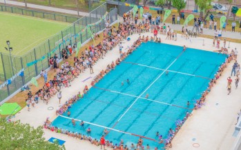 En el polideportivo del barrio Presidente Perón se inauguró una pileta semiolímpica