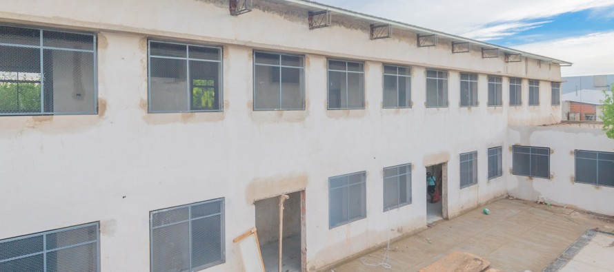 Avanza la remodelación de la Escuela Primaria N°5 y Secundaria N°19