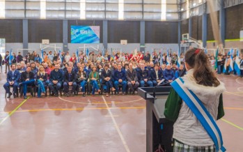 Acto cívico por el Día de la Independencia en el Poli 1