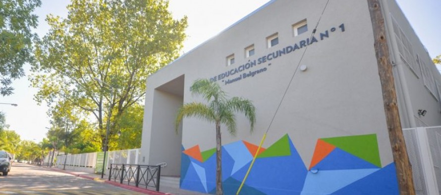 Feria Institucional de Economía Sustentable en la Escuela Secundaria N°1