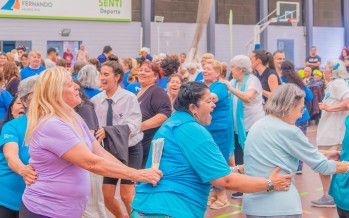 Los adultos mayores festejaron el fin de año en el Poli 1
