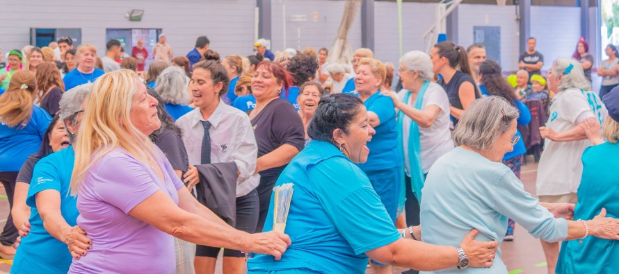 Los adultos mayores festejaron el fin de año en el Poli 1