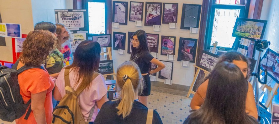 Estudiantes presentaron la muestra artística “40 años de Democracia en nuestro barrio”