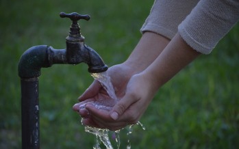 AySA pide extremar el cuidado del agua frente al aumento de las temperaturas
