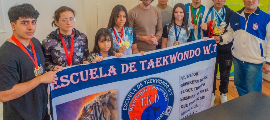 Reconocimiento a deportistas sanfernandinos de la Selección Nacional de Taekwondo