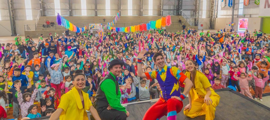 Las colonias de invierno finalizaron con un show en el Poli 2
