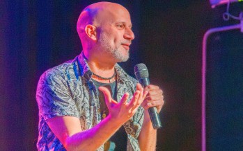 El comediante Martín Pugliese se presentó en el Teatro Martinelli