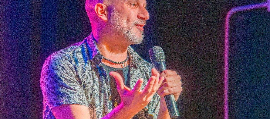 El comediante Martín Pugliese se presentó en el Teatro Martinelli