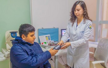 Lentes nuevos y controles oftalmológicos para niños y niñas de clubes