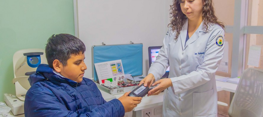 Lentes nuevos y controles oftalmológicos para niños y niñas de clubes