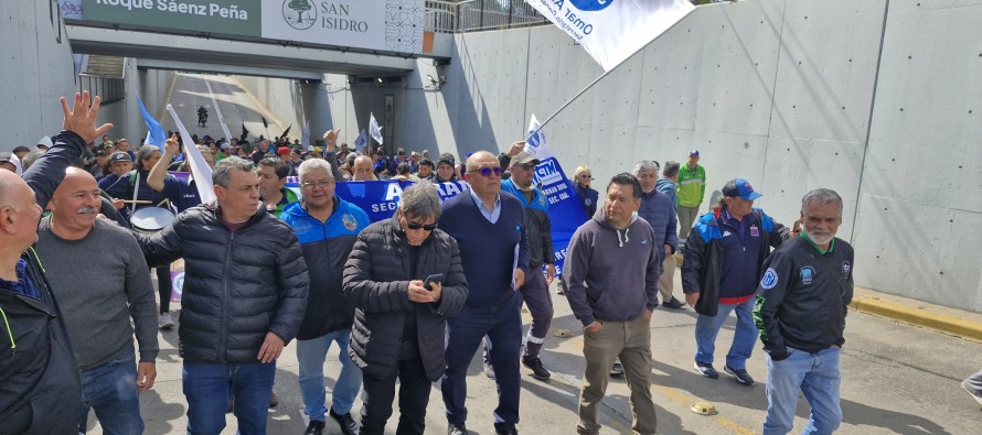 El sindicato de trabajadores municipales participó de una marcha en San Isidro