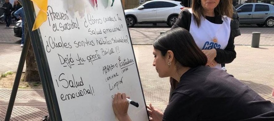 En el Día Mundial para la Prevención del Suicidio se llevó a cabo una jornada en plaza Mitre
