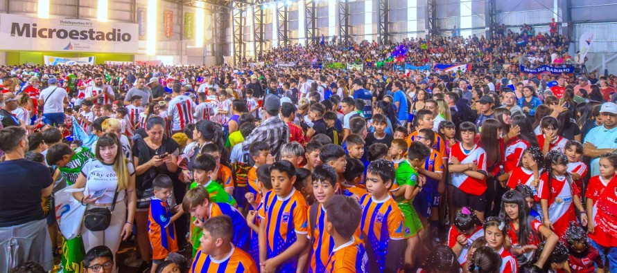 Se realizó la premiación de los ganadores de la Liga de Fútbol Infantil en el Poli 2
