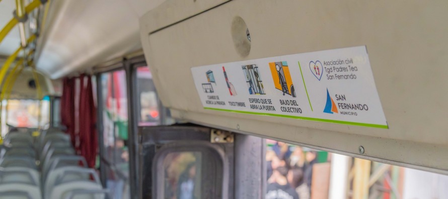 Los colectivos de la Línea 710 tienen nuevos pictogramas para personas con autismo