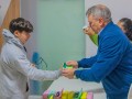 El municipio y la Fundación Banco Provincia entregaron lentes a estudiantes para mejorar su rendimiento escolar