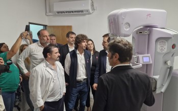 Axel Kicillof en el Hospital Cordero: recorrió Mamografía, Maternidad y la obra de Pediatría