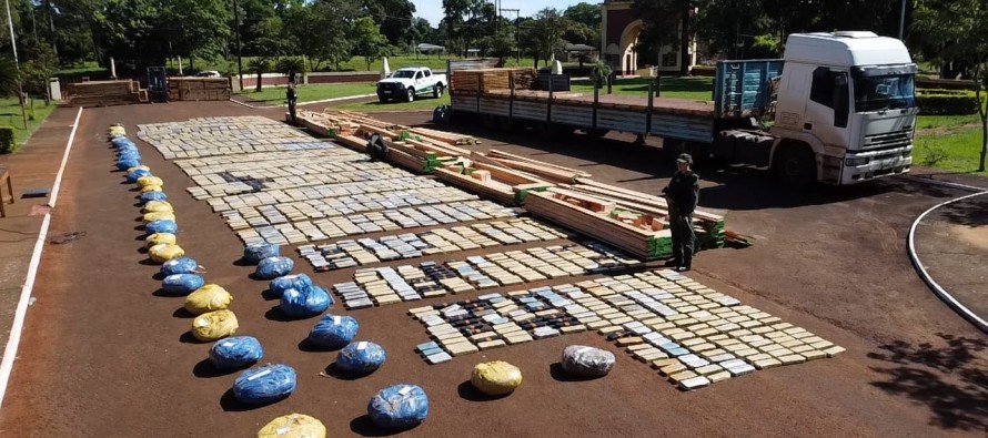 Gendarmería incautó dos toneladas y media de marihuana con destino hacia nuestra ciudad
