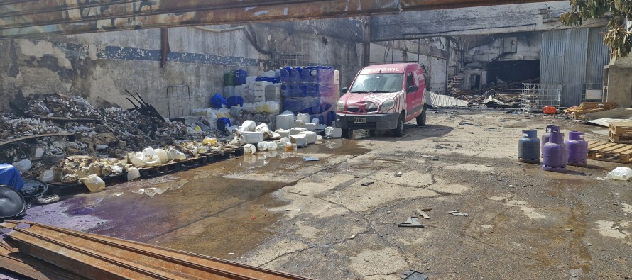 Incendio en Otowil: “Me despertaron la explosión, el fuego y los vidrios”